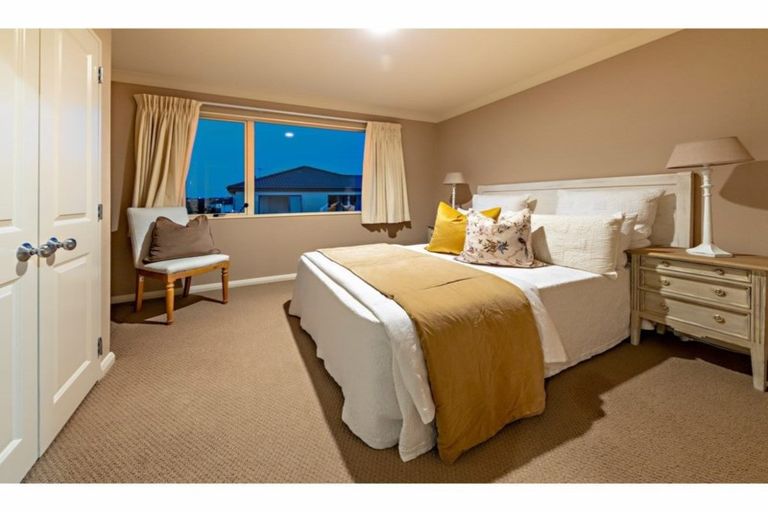 Photo of property in 20a Baverstock Road, Flat Bush, Auckland, 2016