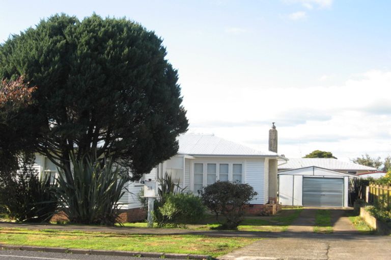 Photo of property in 24 Friedlanders Road, Manurewa, Auckland, 2102