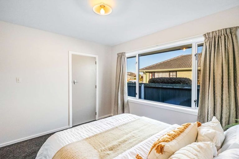 Photo of property in 19 Glenora Place, Hornby, Christchurch, 8042