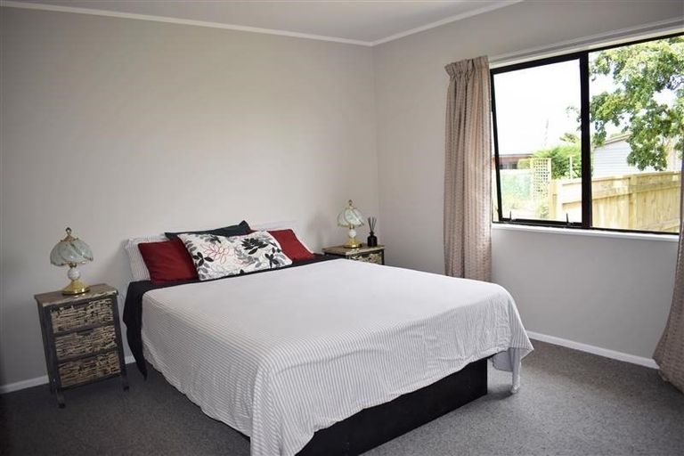 Photo of property in 15a Te Manuao Road, Otaki, 5512