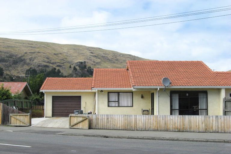 Photo of property in 3/2 Colenso Street, Sumner, Christchurch, 8081