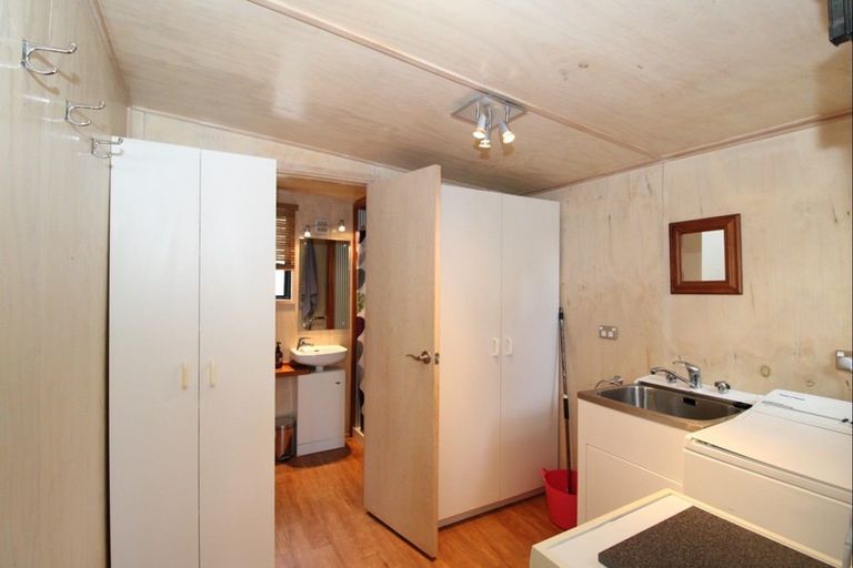 Photo of property in 112 Winslow Place, Matarangi, Whitianga, 3592