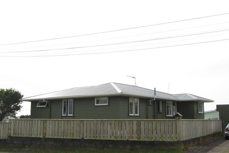 Photo of property in 2 Watene Crescent, Waitara, 4320