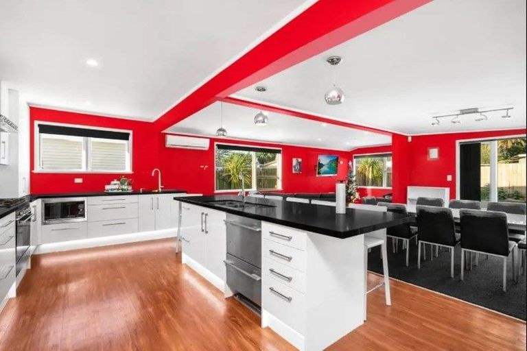 Photo of property in 127 Rowandale Avenue, Manurewa, Auckland, 2102