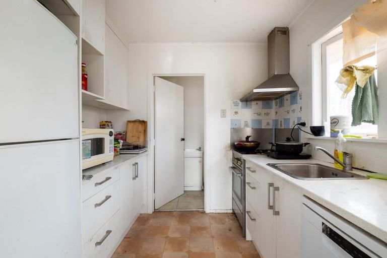 Photo of property in 86 Marlborough Avenue, Glenfield, Auckland, 0629