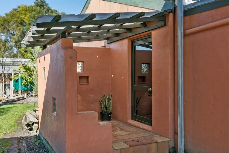 Photo of property in 71 Owen Road, Outer Kaiti, Gisborne, 4010