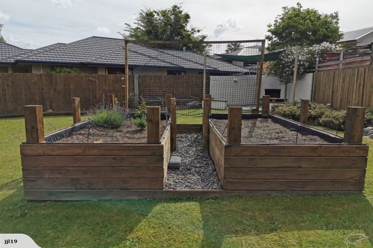 Photo of property in 30 Mccahon Drive, Pukehangi, Rotorua, 3015