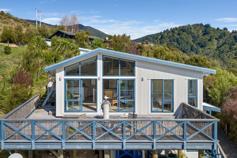Photo of property in 45 Boons Valley Road, Waikawa, Picton, 7220