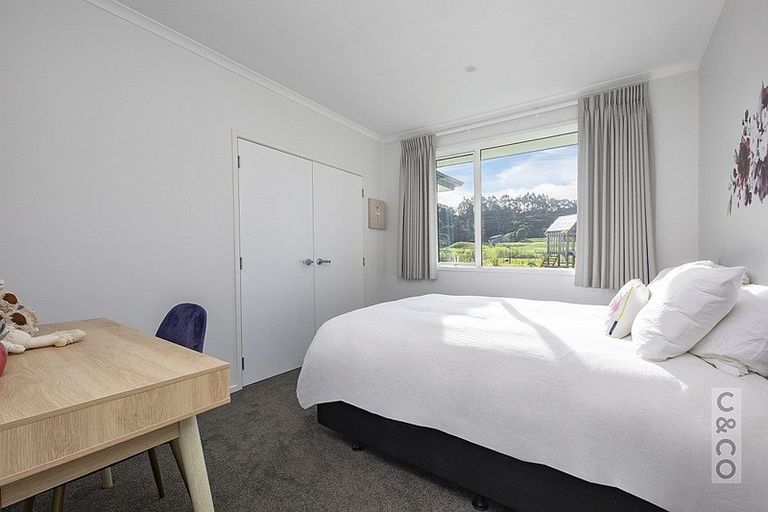 Photo of property in 1293 Old North Road, Helensville, 0875