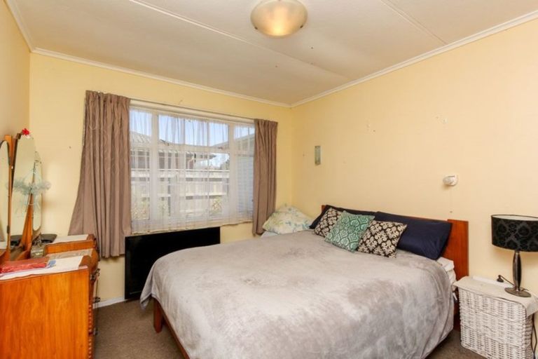 Photo of property in 13 Wilton Street, Westown, New Plymouth, 4310