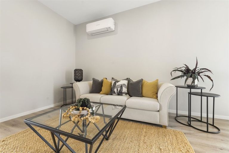 Photo of property in 39 Matakohe Road, Westgate, Auckland, 0814