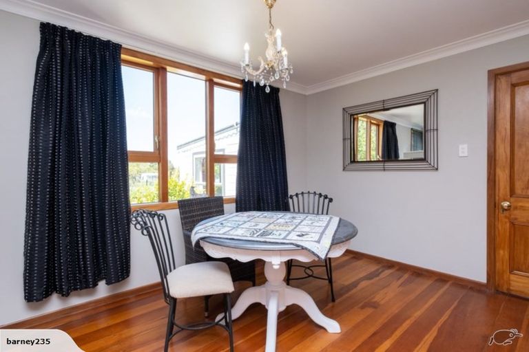 Photo of property in 28 Bridger Place, Eltham, 4322