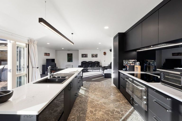 Photo of property in 17 Strathconnan Court, Rototuna, Hamilton, 3210