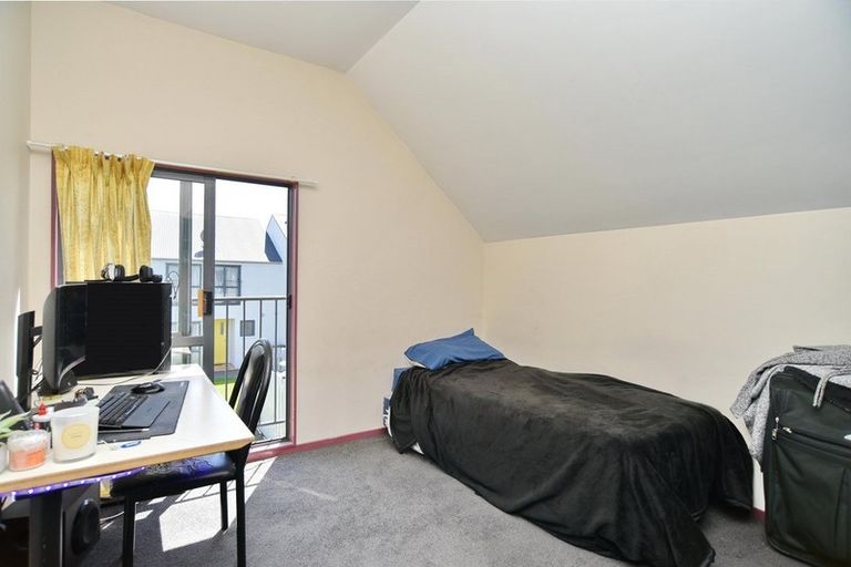 Photo of property in 5/74 Hansons Lane, Upper Riccarton, Christchurch, 8041