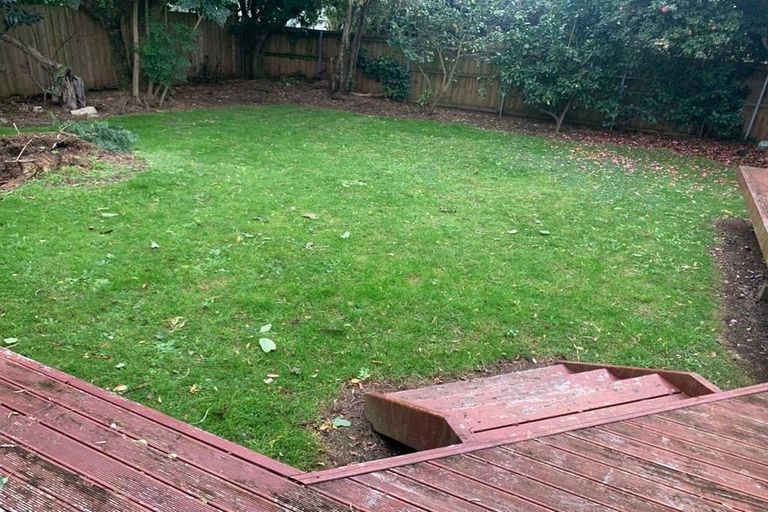 Photo of property in 10 View Road, Papakura, 2110