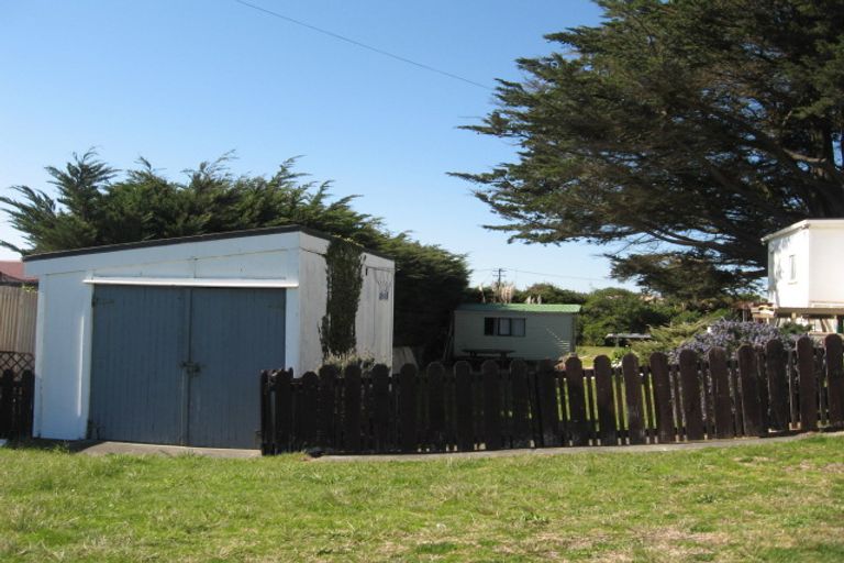 Photo of property in 21 Kauwhata Street, Himatangi Beach, Foxton, 4891