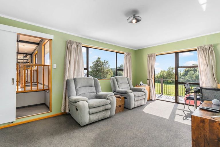 Photo of property in 121 Mount Stewart Halcombe Road, Sanson, Palmerston North, 4479