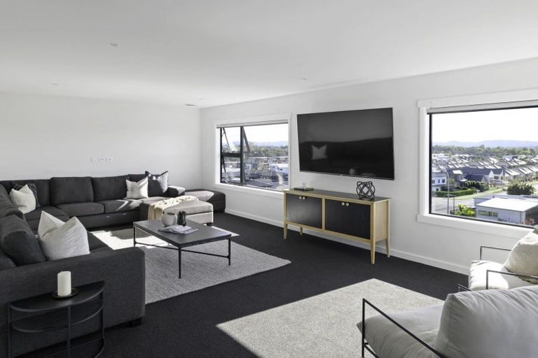 Photo of property in 8 Dulverton Rise, Flagstaff, Hamilton, 3210