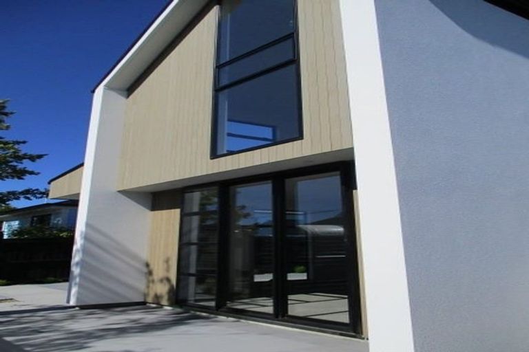 Photo of property in 121a Packe Street, Edgeware, Christchurch, 8013