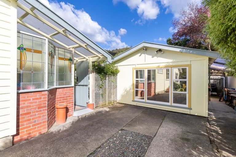 Photo of property in 164 Rata Street, Naenae, Lower Hutt, 5011