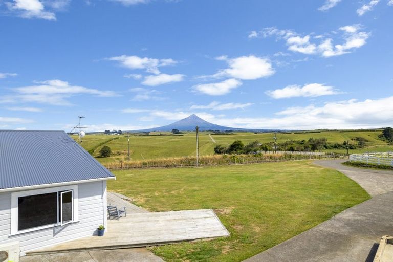 Photo of property in 370 Boylan Road, Te Roti, Hawera, 4673