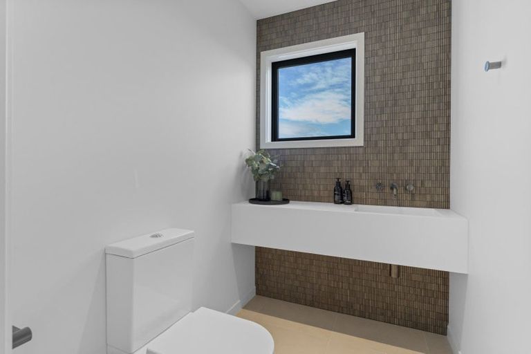 Photo of property in 14 Pukeko Way, Kinloch, Taupo, 3377