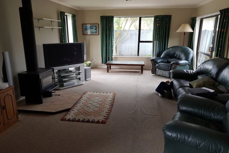 Photo of property in 13a Strachan Place, Rangiora, 7400