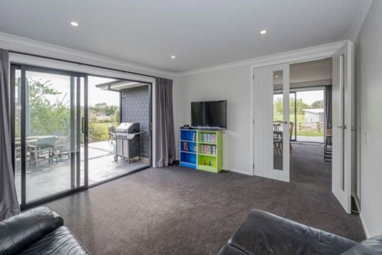 Photo of property in 4 Corbin Court, Ohau, Levin, 5570