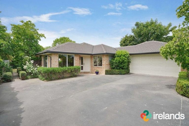 Photo of property in 10 Hendon Street, Edgeware, Christchurch, 8013