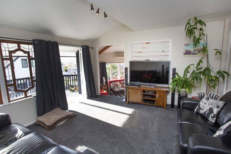 Photo of property in 124 Tirohanga Drive, Whangamata, 3620