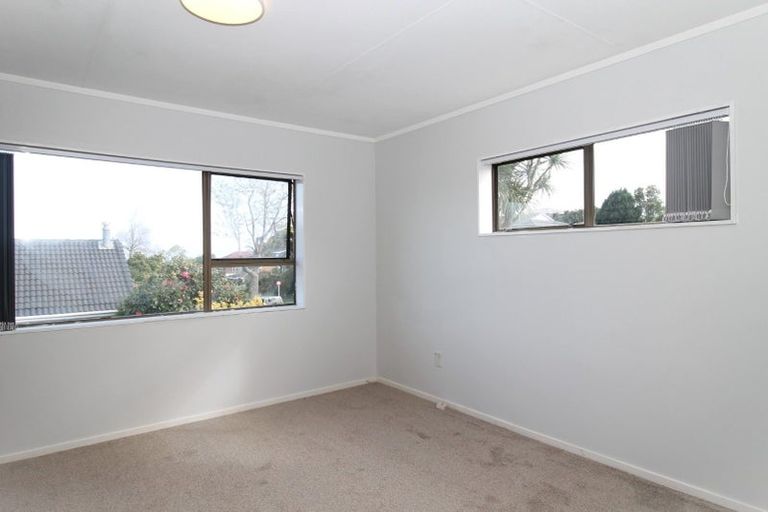 Photo of property in 43 Goodwood Drive, Goodwood Heights, Auckland, 2105