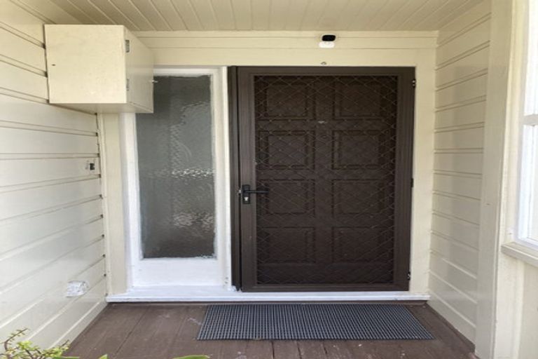 Photo of property in 96 Derwent Street, Island Bay, Wellington, 6023