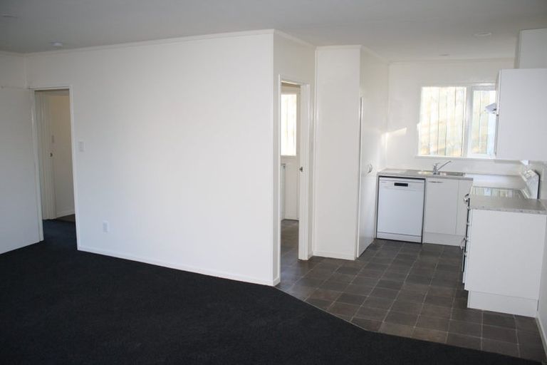 Photo of property in 2/119 Nile Road, Milford, Auckland, 0620