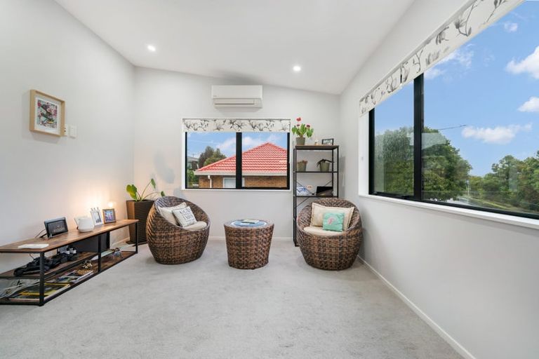 Photo of property in 189a Edmonton Road, Te Atatu South, Auckland, 0610