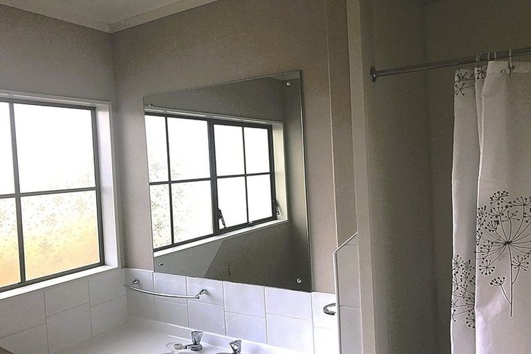 Photo of property in 14 Corinna Street, Welcome Bay, Tauranga, 3112