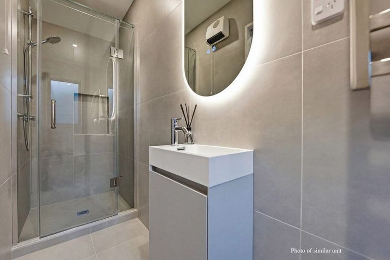 Photo of property in 74b Sycamore Drive, Sunnynook, Auckland, 0620