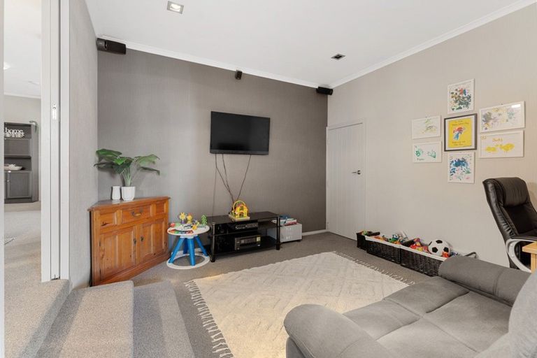 Photo of property in 1 Kimberley Grove, Westbrook, Palmerston North, 4412