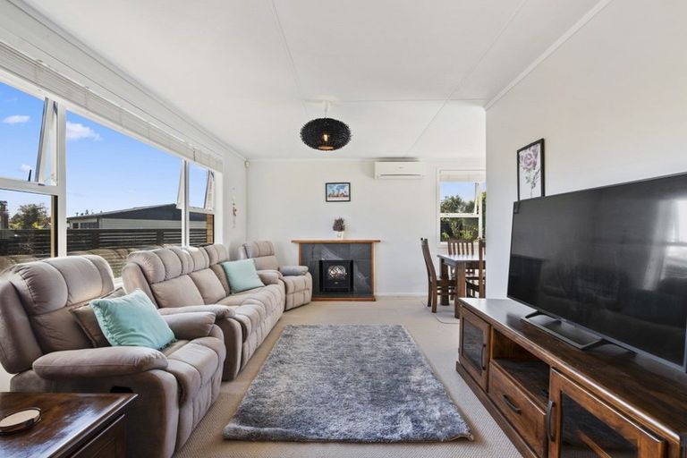 Photo of property in 7 Kahu Street, Utuhina, Rotorua, 3015