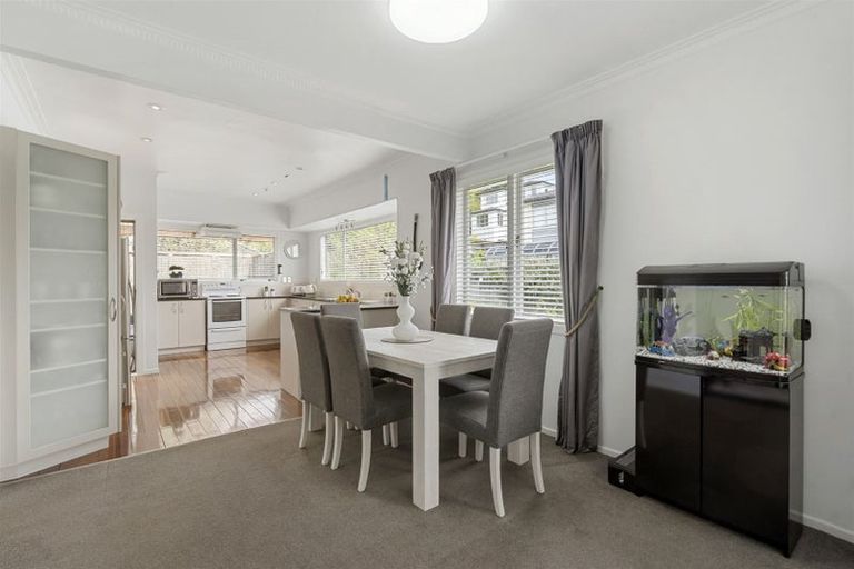 Photo of property in 1/28 Hart Road, Hauraki, Auckland, 0622