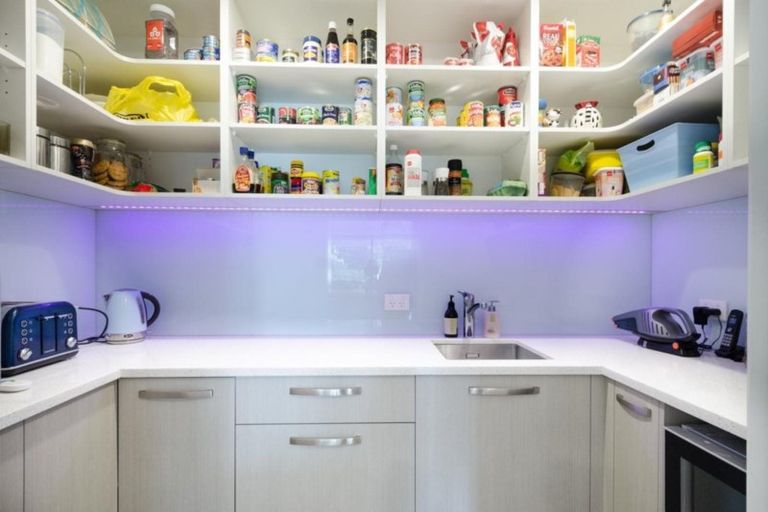 Photo of property in 24b Sunnyvale Road, Swanson, Auckland, 0614