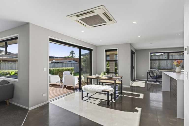 Photo of property in 10 Masters Lane, Waitara, 4320