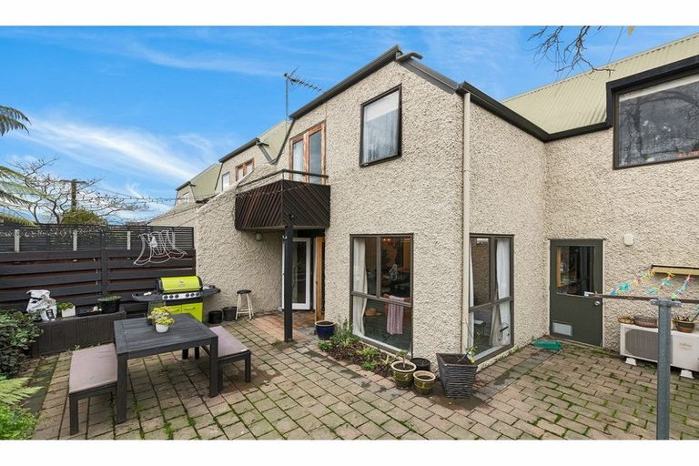 Photo of property in 3/11 Bristol Street, St Albans, Christchurch, 8014