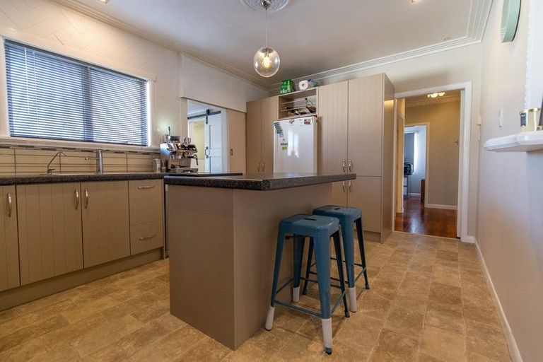 Photo of property in 191 Hakanoa Street, Huntly, 3700