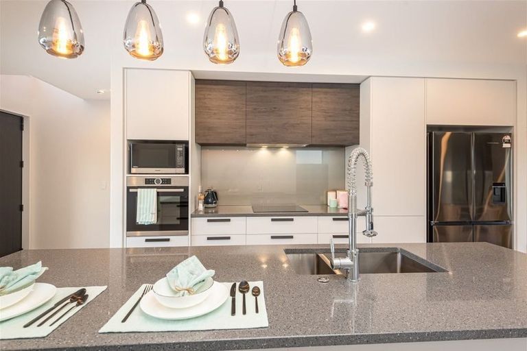 Photo of property in 77 Manakura Street, Russley, Christchurch, 8042