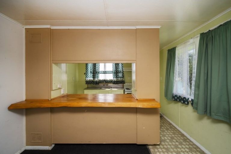 Photo of property in 3 Mcguire Street, Hawera, 4610