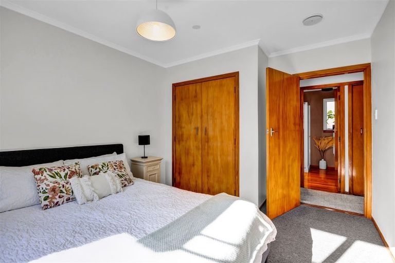 Photo of property in 7a Penrith Street, Westown, New Plymouth, 4310