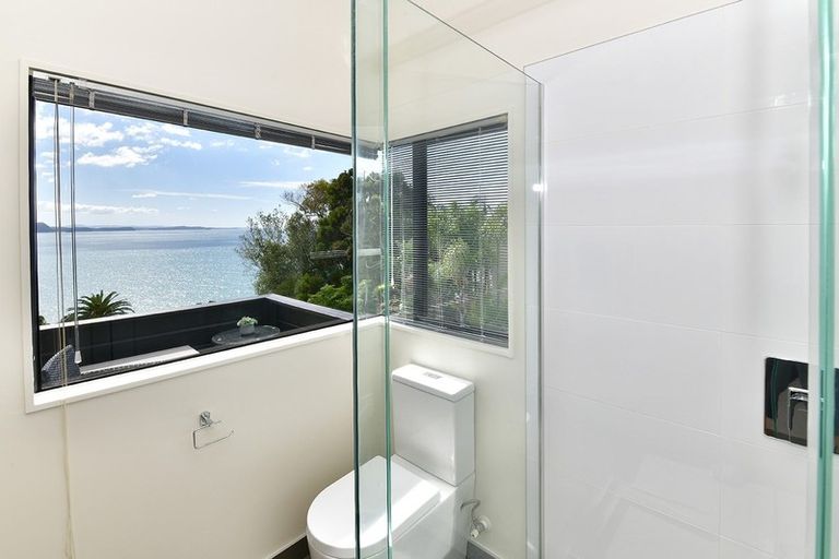 Photo of property in 17a Duncansby Road, Stanmore Bay, Whangaparaoa, 0932