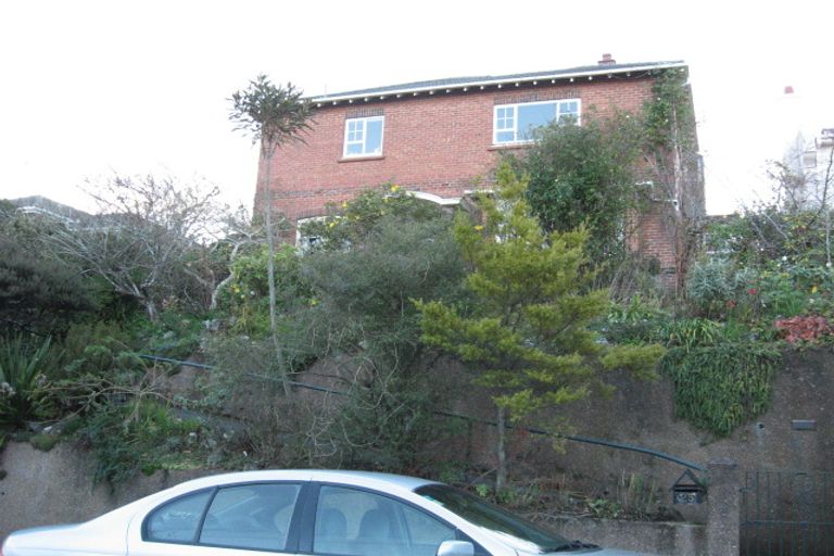 Photo of property in 25 Falkland Street, Maori Hill, Dunedin, 9010