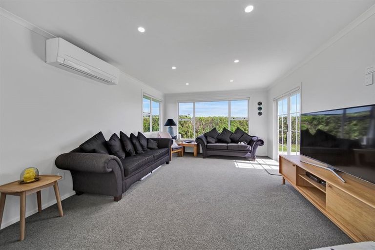 Photo of property in 435 Manawapou Road, Hawera, 4672