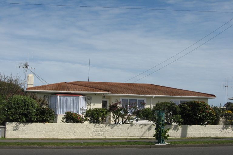 Photo of property in 67 Cornfoot Street, Castlecliff, Whanganui, 4501